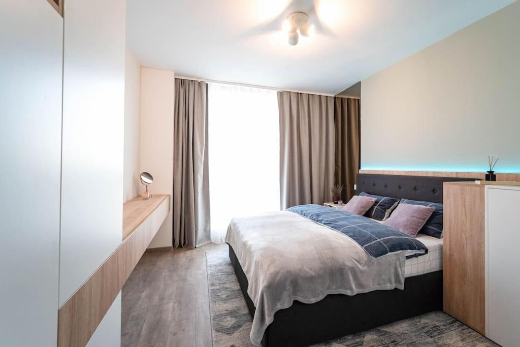 Vivalia V6, Free Private Parking * Timisoara